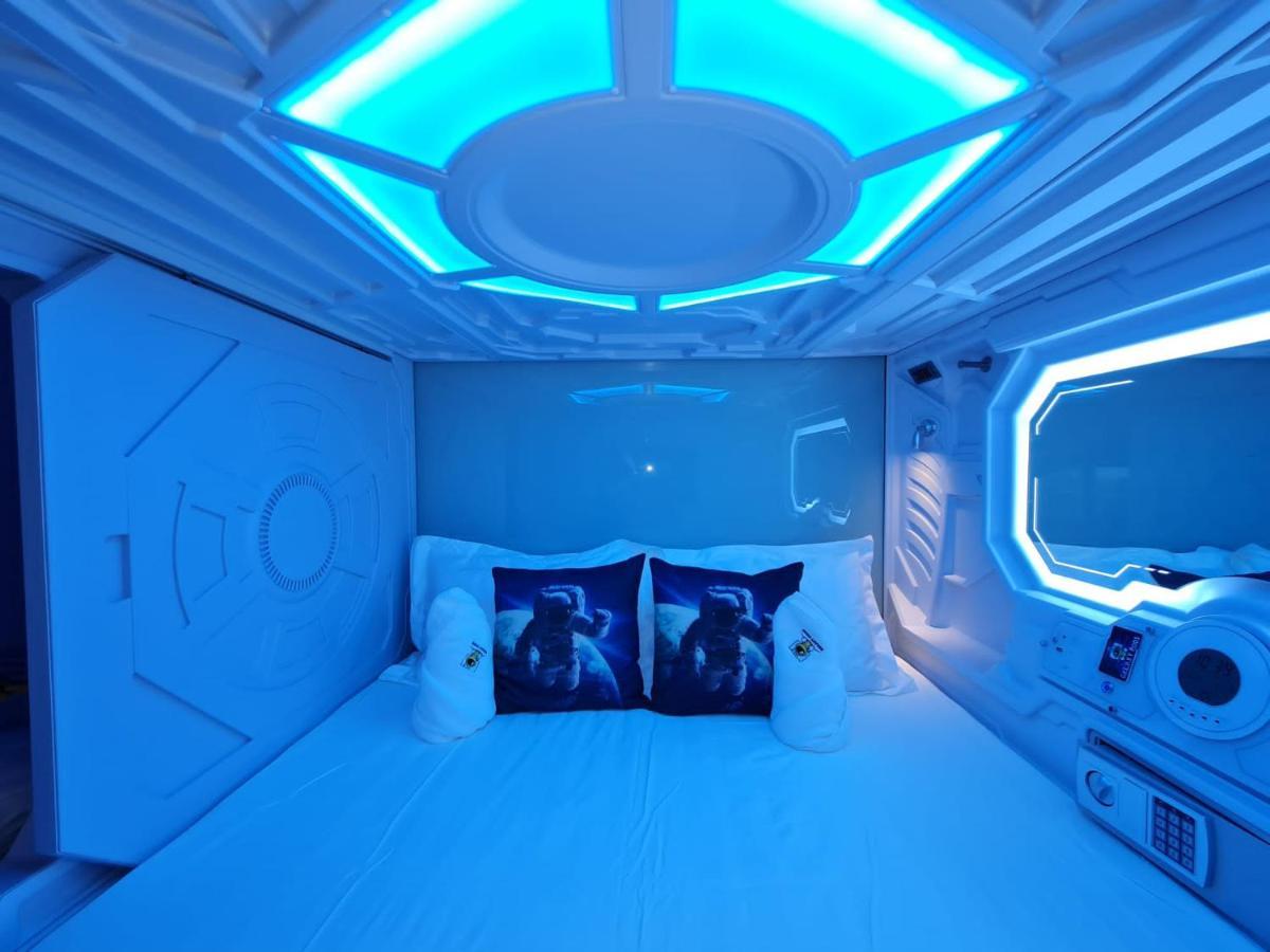 Galaxy Pods Capsule Hotel Boat Quay Singapur Dış mekan fotoğraf