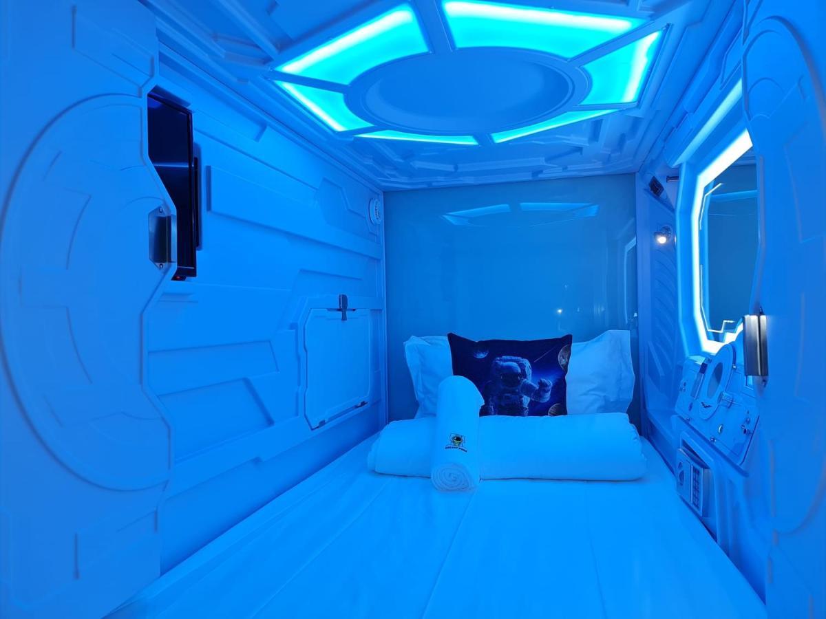 Galaxy Pods Capsule Hotel Boat Quay Singapur Dış mekan fotoğraf