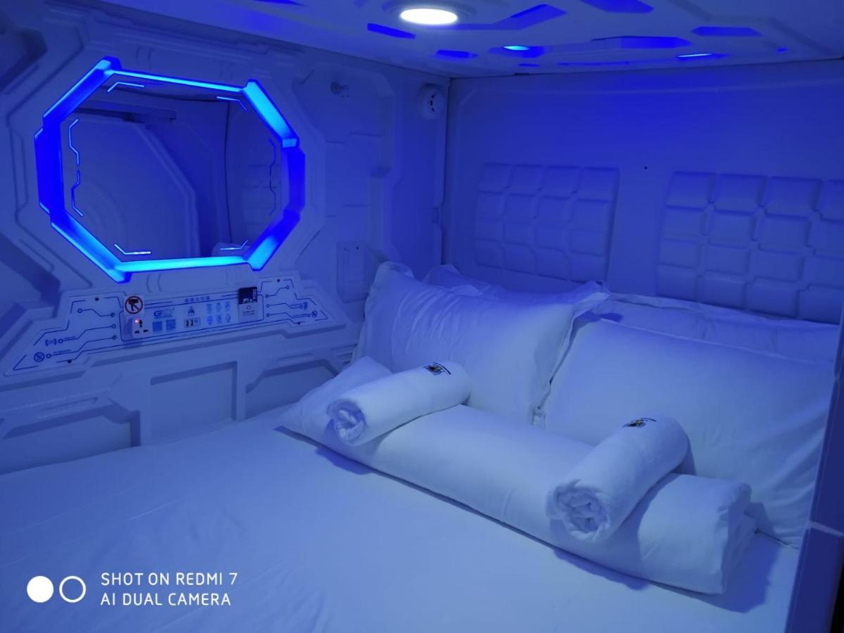 Galaxy Pods Capsule Hotel Boat Quay Singapur Dış mekan fotoğraf